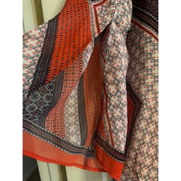 Fig & Flower Multicolor V Neck Sheer Bell Sleeve Blouse XL - Picture 6 of 9